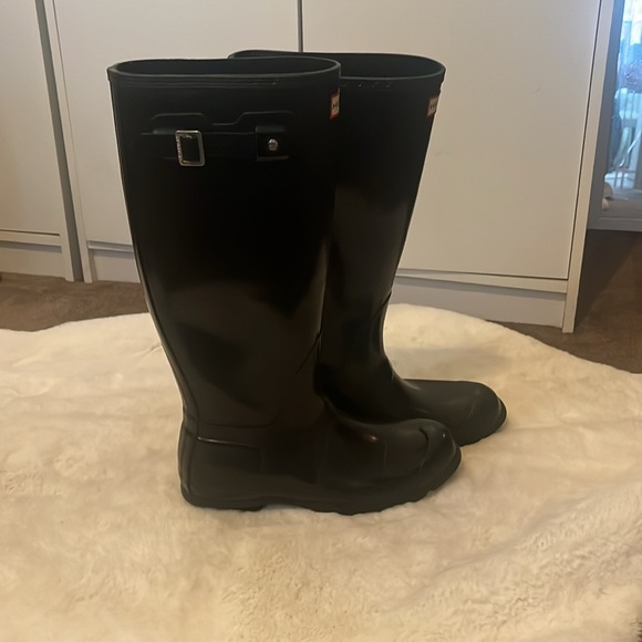 Tall Hunter Rainboots - Picture 2 of 6